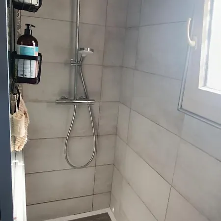 Avec Piscine - 3 *
